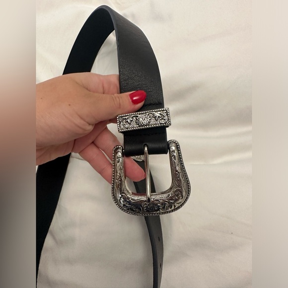 B-low the belt Frank silver size small - Picture 2 of 4